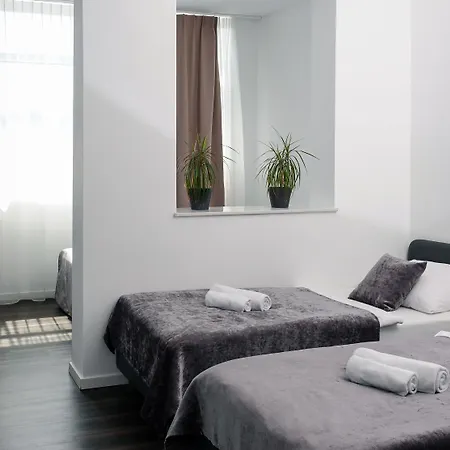 Lenau Apartahotel 3*