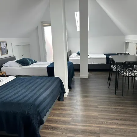 Hotel apartamentowy Lenau 3*