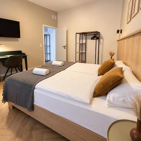 Lenau Lejlighedshotel