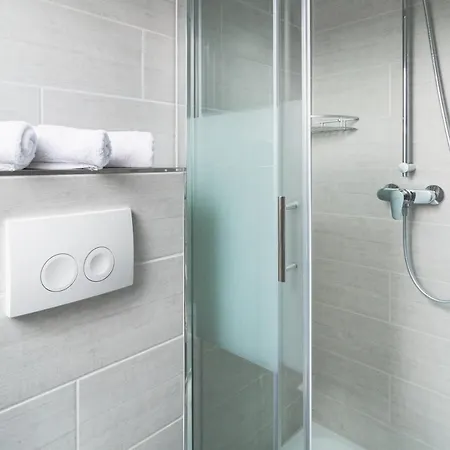 Lenau Hotel apartamentowy